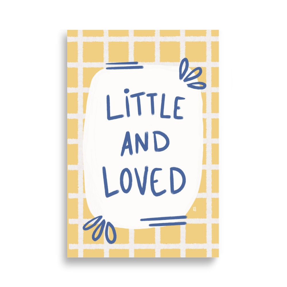 alt=Póster infantil Little and loved - Kago Studio