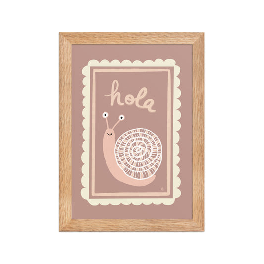alt = Póster Hola mi caracol con marco - Kago Studio