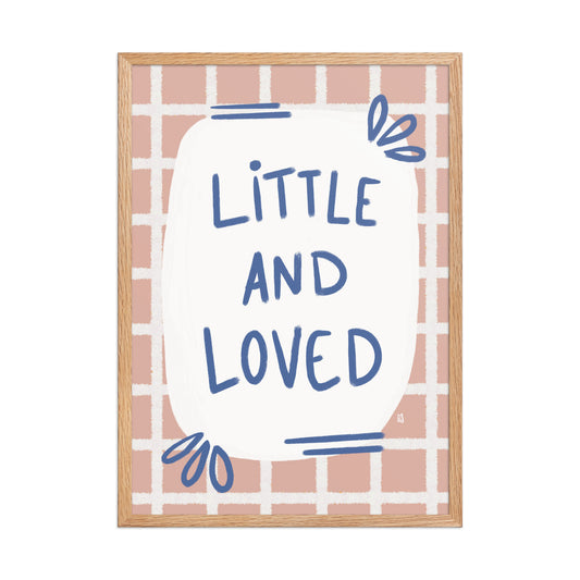 alt = Póster Little and Loved - Kago Studio