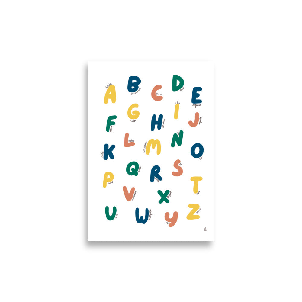 alt="Póster infantil Abecedario en papel mate grueso – decoración divertida y original para habitación de niños"