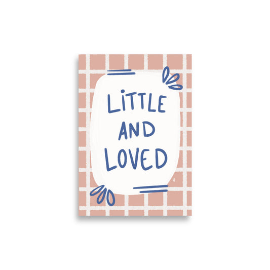 alt= Póster Little and loved - Kago Studio