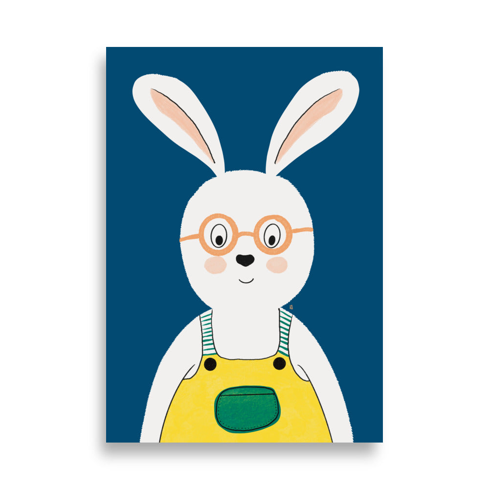 Póster decorativo “Conejo con peto y gafas” – Lámina divertida para habitación infantil - Kago Studio