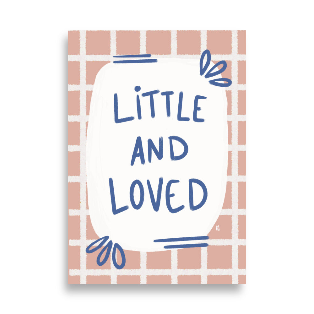 alt= Póster Little and loved - Kago Studio