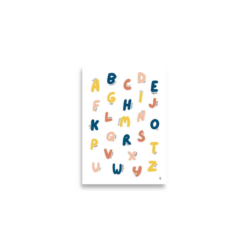 alt="Póster infantil Abecedario en papel mate grueso – decoración divertida y original para habitación de niños"