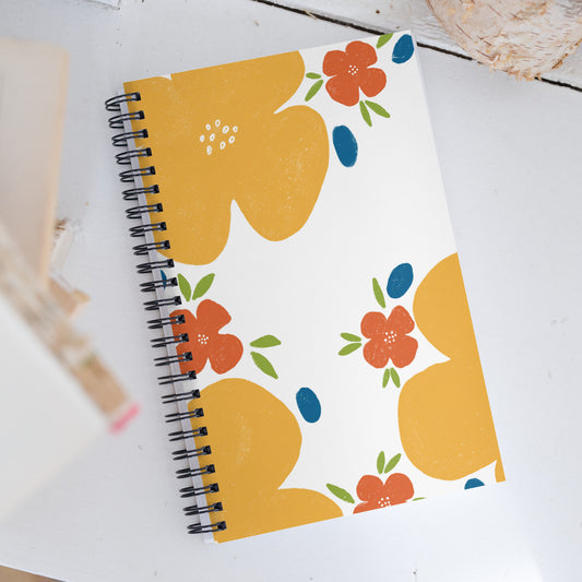alt="Libreta verano – cuaderno creativo de anillas con diseño floral, 100 páginas punteadas para embarazo, recetas o journaling"
