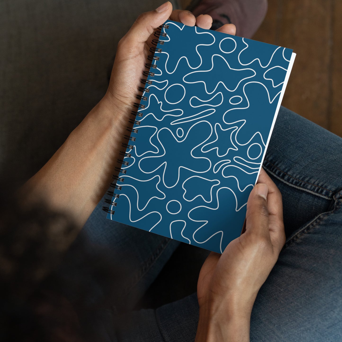 alt="Libreta Bubble Gum – cuaderno creativo de anillas con diseño floral, 100 páginas punteadas para embarazo, recetas o journaling"